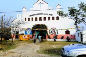 Iglesia Espíritu Santo y Santa Rosa