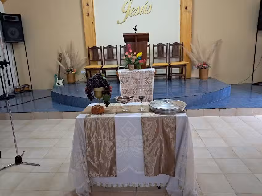 Iglesia Evang&eacute;lica Asamblea de Dios 248