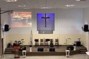 Iglesia Evang&eacute;lica Bautista Lan&uacute;s Este