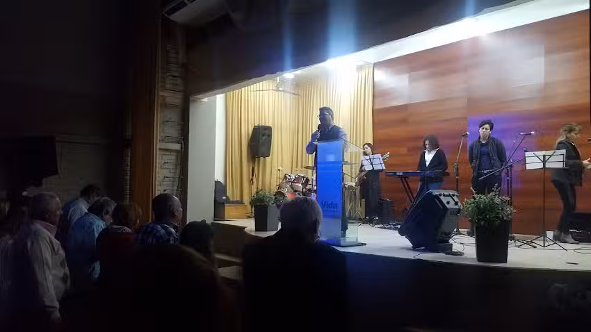 Iglesia Evang&eacute;lica Bautista Vida Para La Ciudad