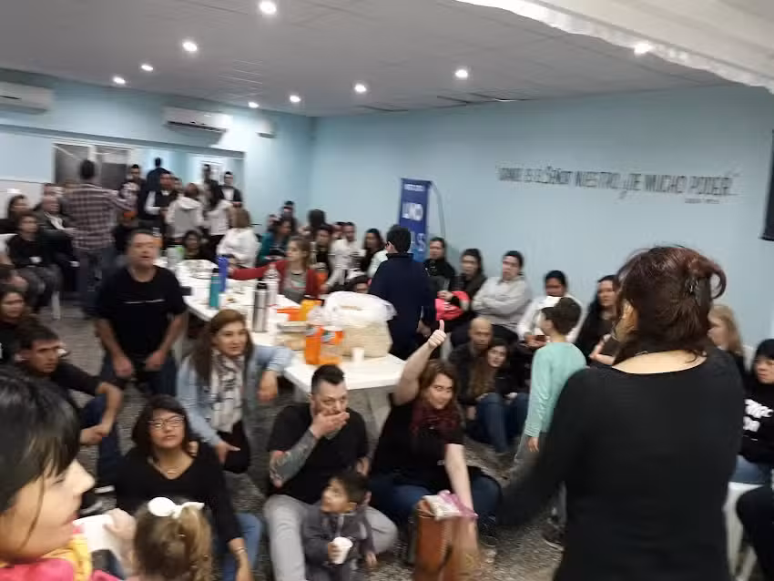 Iglesia Evang&eacute;lica Cristo La Roca: Comunidad de fe