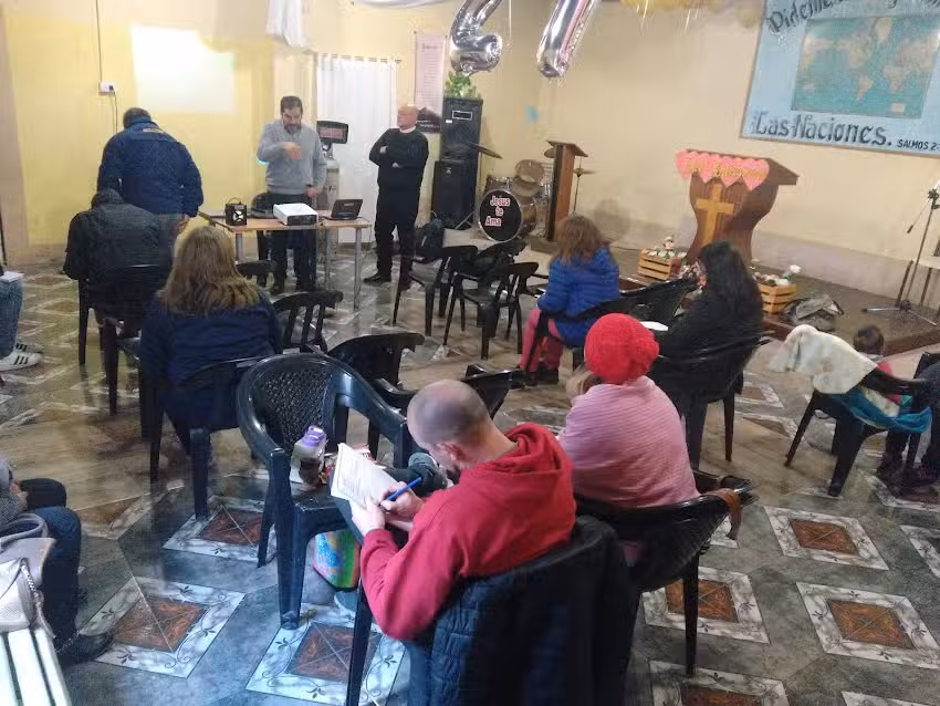 Iglesia Evangelica Menonita De Moreno