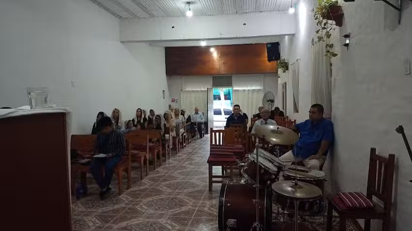 Iglesia Evangelica Pentecostal &rdquo;Dios Poderoso Reina&rdquo;