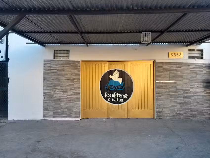 Iglesia Evangelica Pentecostal Roca Eterna