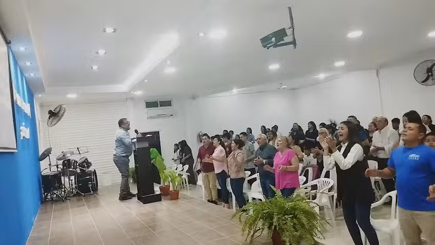 Iglesia Evangelica Puente De Salvacion