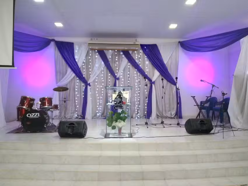 IGLESIA EVANGELICA TEMPLO LA HERMOSA