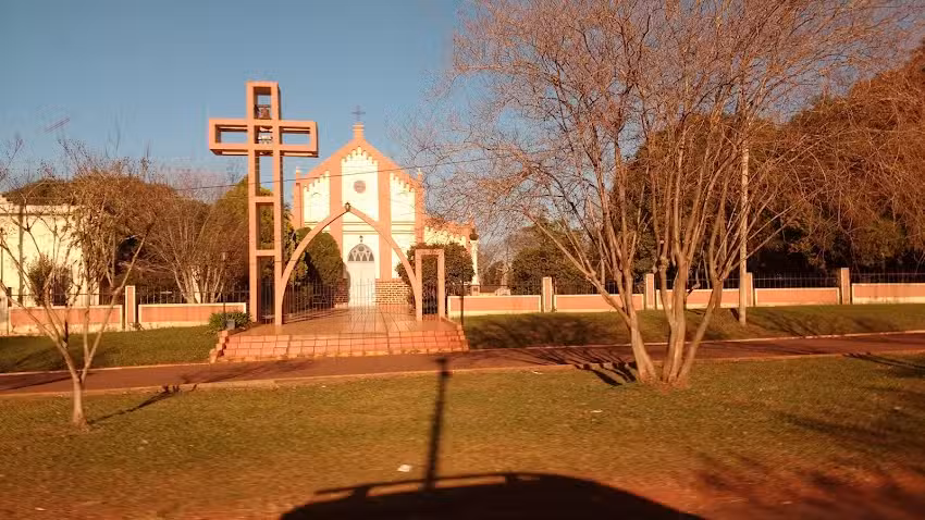 Iglesia Inmaculada Concepci&oacute;n de la Virgen Mar&iacute;a, Iglesia greco-cat&oacute;lica ucraniana. Azara. Mnes. Arg.