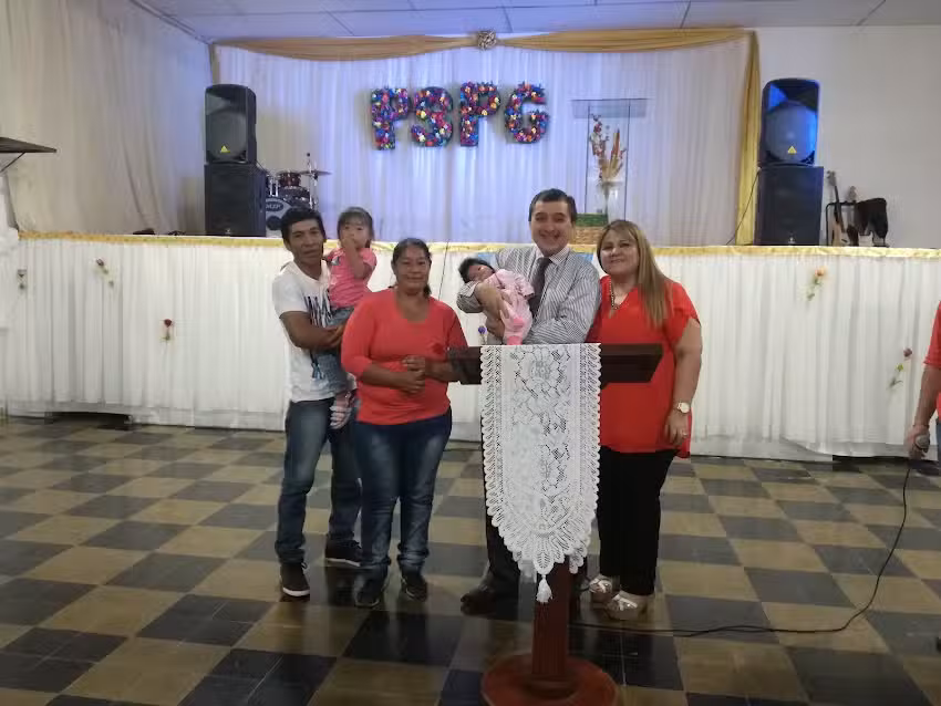Iglesia Internacional Puerta de Salvaci&oacute;n Poder y Gloria