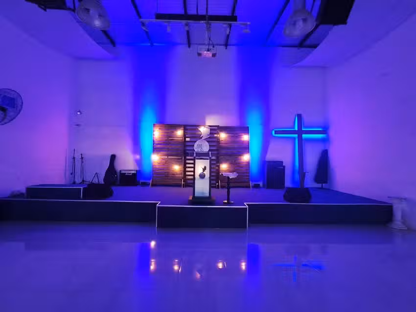 Iglesia Jesus puerta del cielo