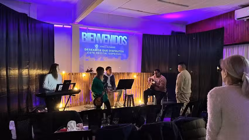 Iglesia La Casa del Alfarero Mor&oacute;n