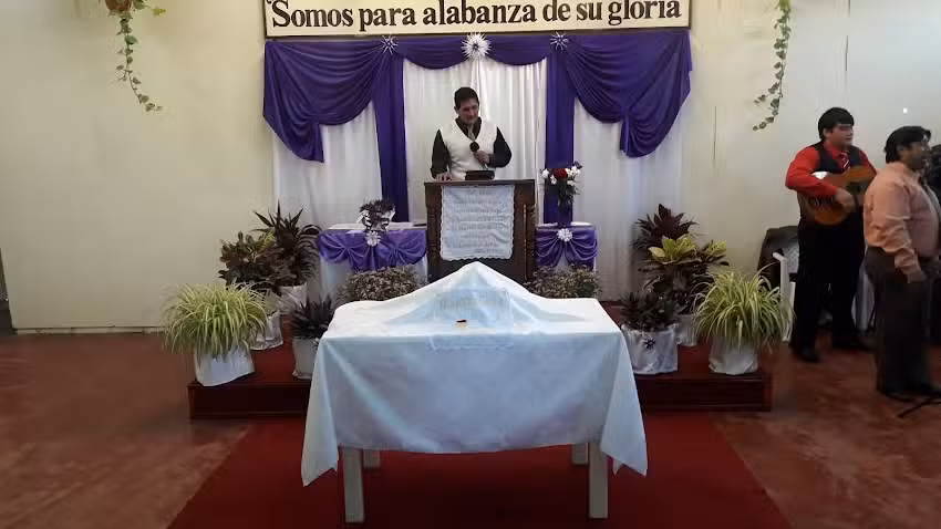 Iglesia La voz De La Misericordia. Leales