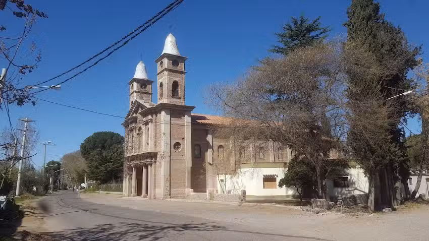 Iglesia Lunlunta