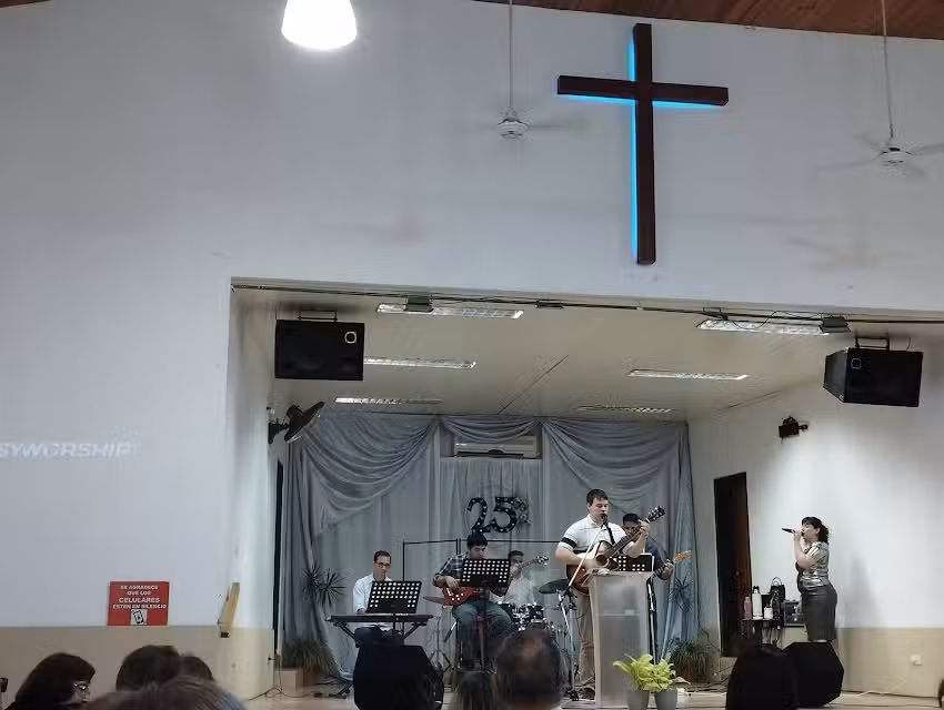 Iglesia Manantial de Vida (Evang&eacute;lica Cuadrangular)