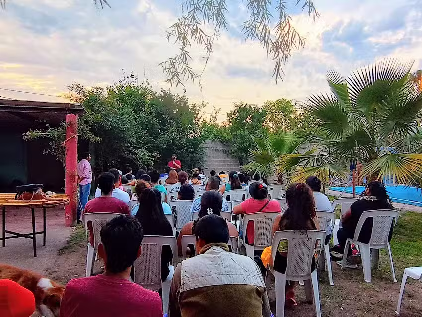 Iglesia manantial de vida uad