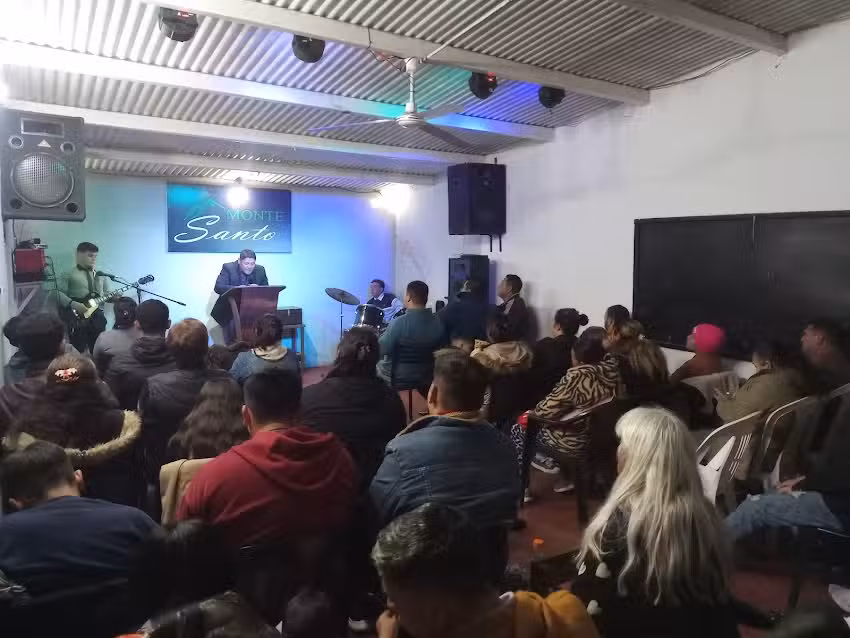 Iglesia Monte Santo IPUA