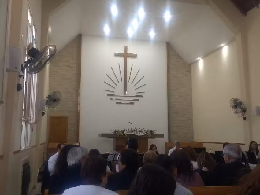 Iglesia Nueva Apost&oacute;lica Moron