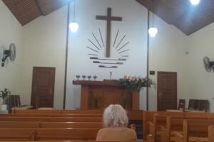 Iglesia Nueva Apost&oacute;lica (Rafael Calzada)