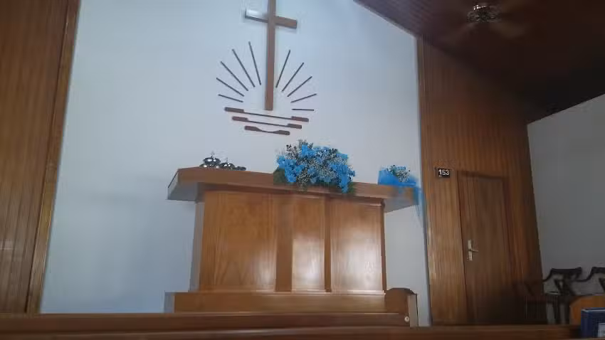 Iglesia Nueva Apost&oacute;lica (Ruta 8)
