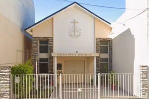 Iglesia Nueva Apost&oacute;lica (Talleres)