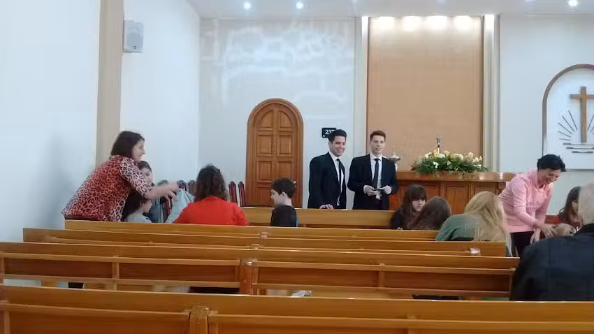 Iglesia Nueva Apost&oacute;lica (Villa Podesta Lan&uacute;s Oeste)