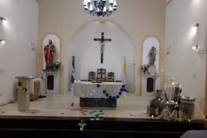 Iglesia (Parroquia San Basilio)