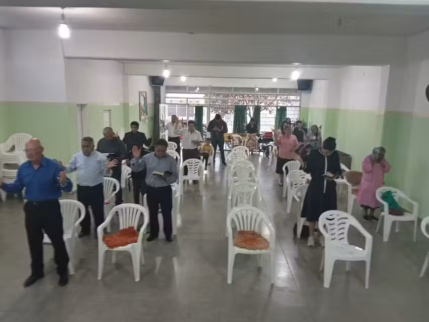 Iglesia Pentecostal Dios Es Amor