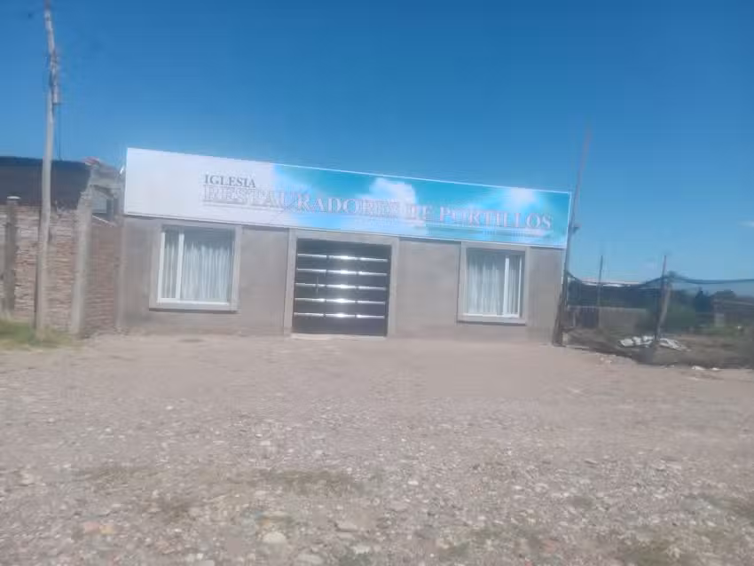 IGLESIA RESTAURADORES DE PORTILLOS