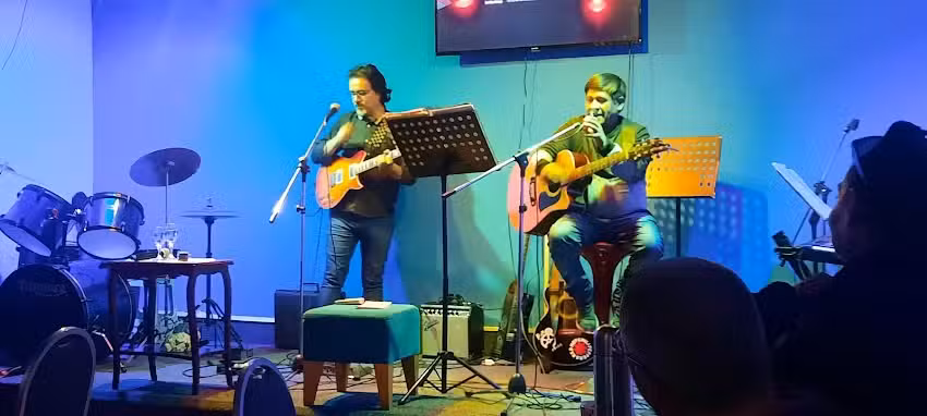 Iglesia R&iacute;os de Vida Bernal