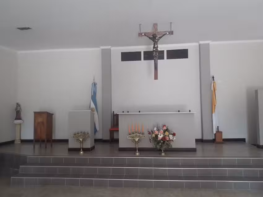 Iglesia San Pedro y San Pablo. Colonia Iturraspe