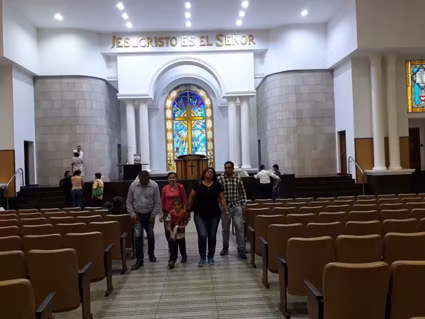 Iglesia Universal Catedral Mendoza