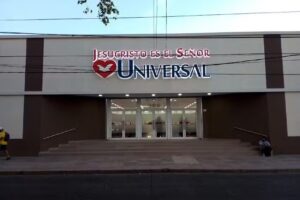 Iglesia Universal Catedral Merlo