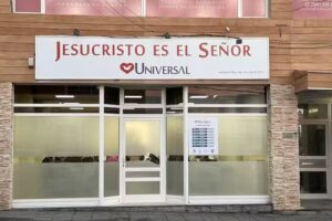 Iglesia Universal Del Reino De Dios.