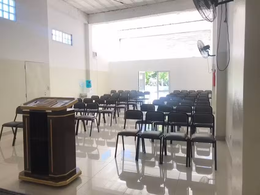 Iglesia Universal Del Reino de Dios