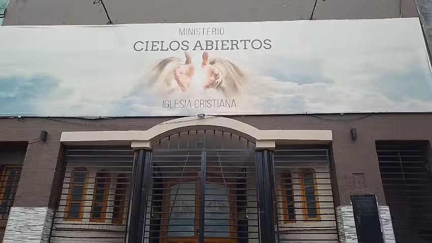 Khangueri ministerio Cielos Abiertos