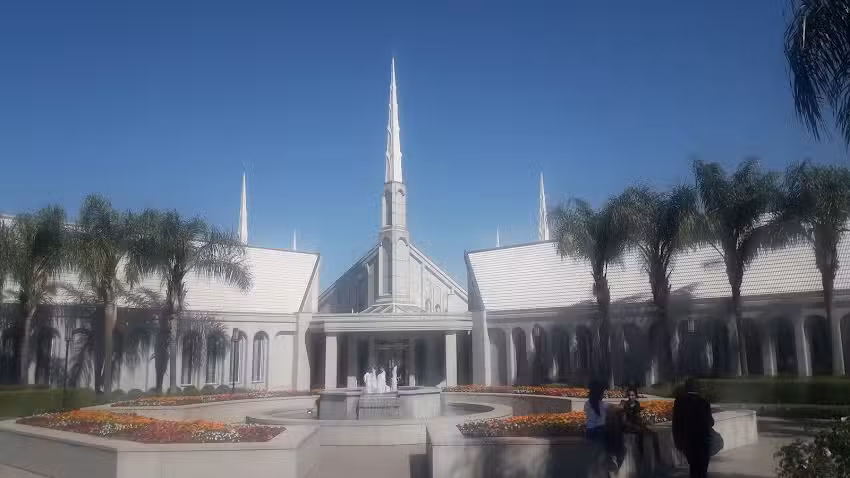 La Iglesia de Jesucristo de los Santos de los &Uacute;ltimos D&iacute;as
