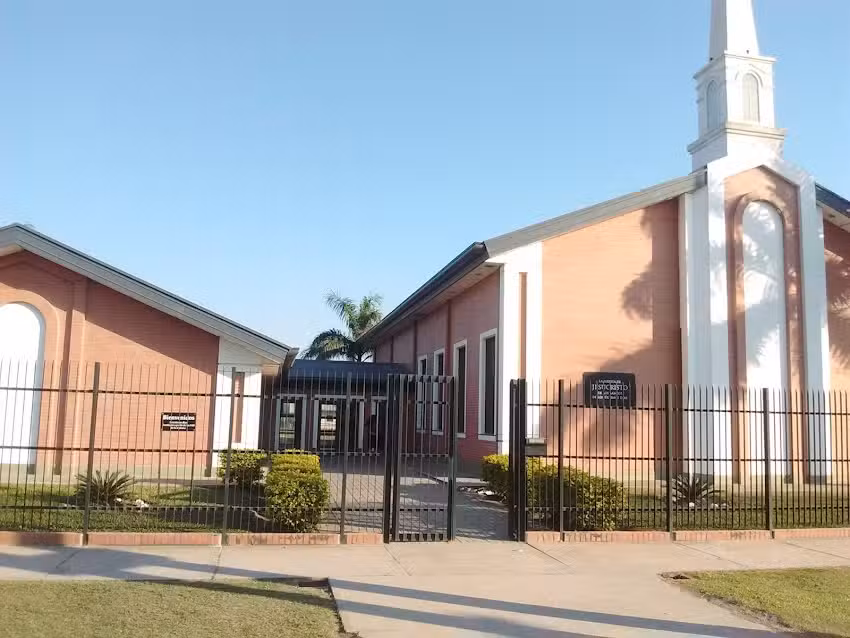 La Iglesia de Jesucristo de los Santos de los &Uacute;ltimos D&iacute;as