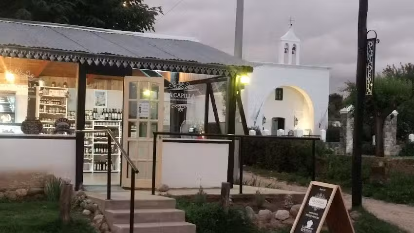 La Pausan ex Capilla Panader&iacute;a y rubros Varios