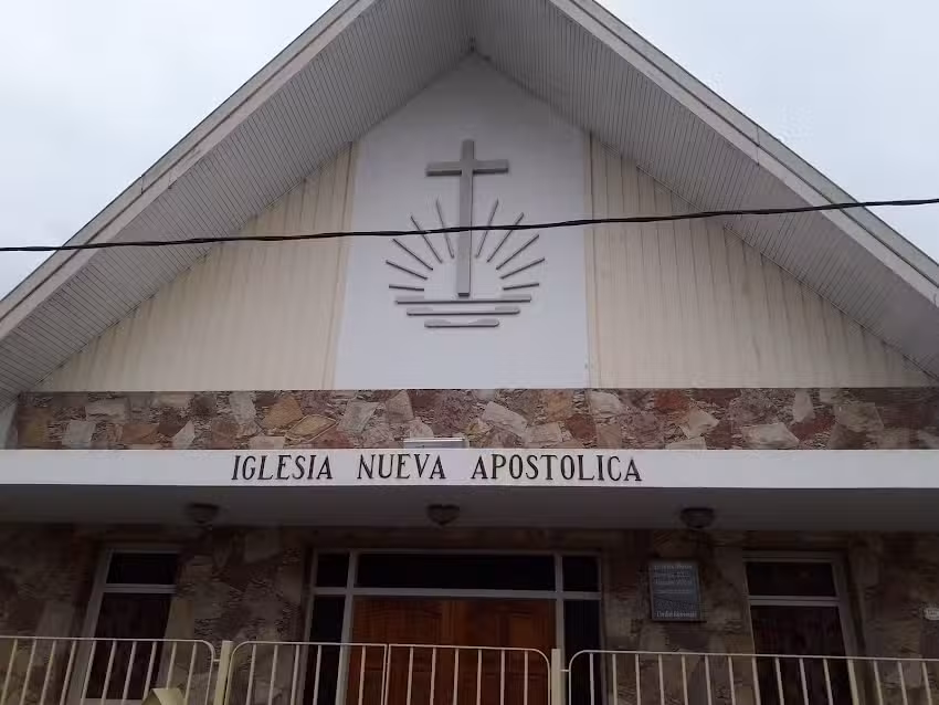 Los Hornos 1, Iglesia Nueva Apost&oacute;lica