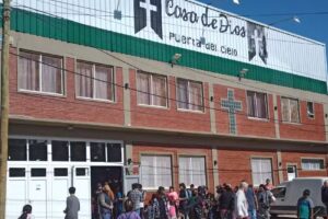 Ministerio Casa de Dios puerta del cielo