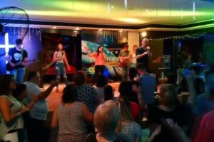 Ministerio de Restauraci&oacute;n y Milagros