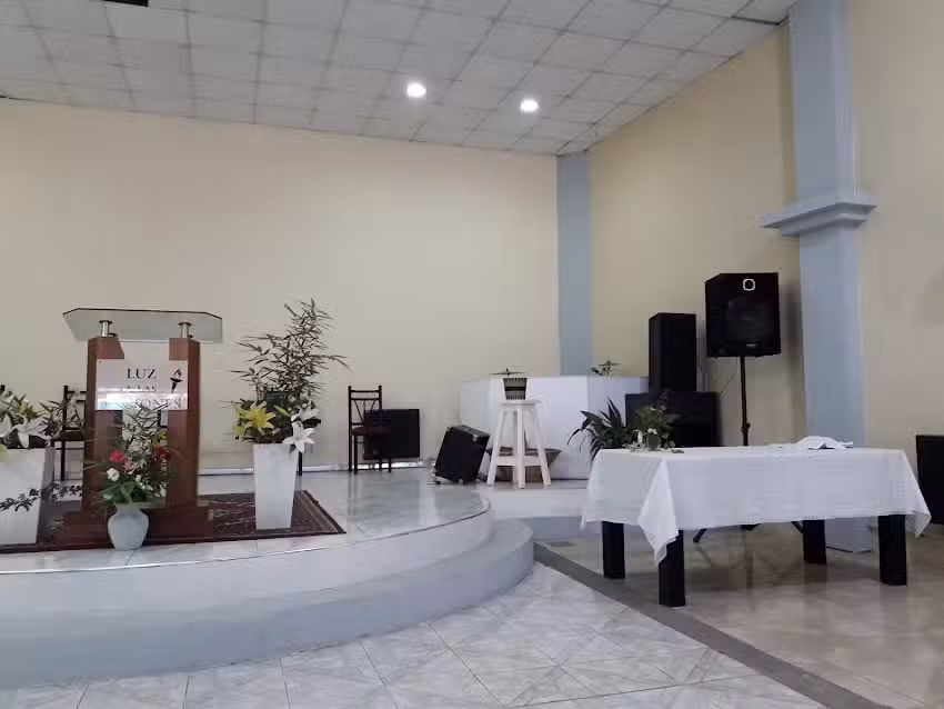 Ministerio Luz a Las Naciones