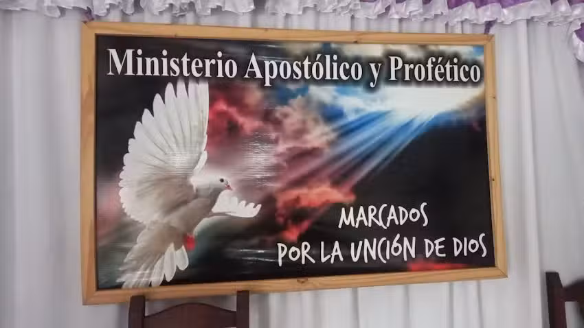 Ministerio Marcados por la Unci&oacute;n de Dios