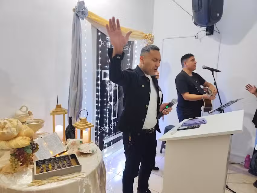 Ministerio Poderoso Jes&uacute;s