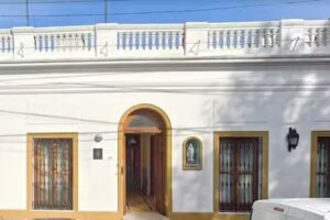 Obispado &ndash; Di&oacute;cesis de Avellaneda-Lan&uacute;s