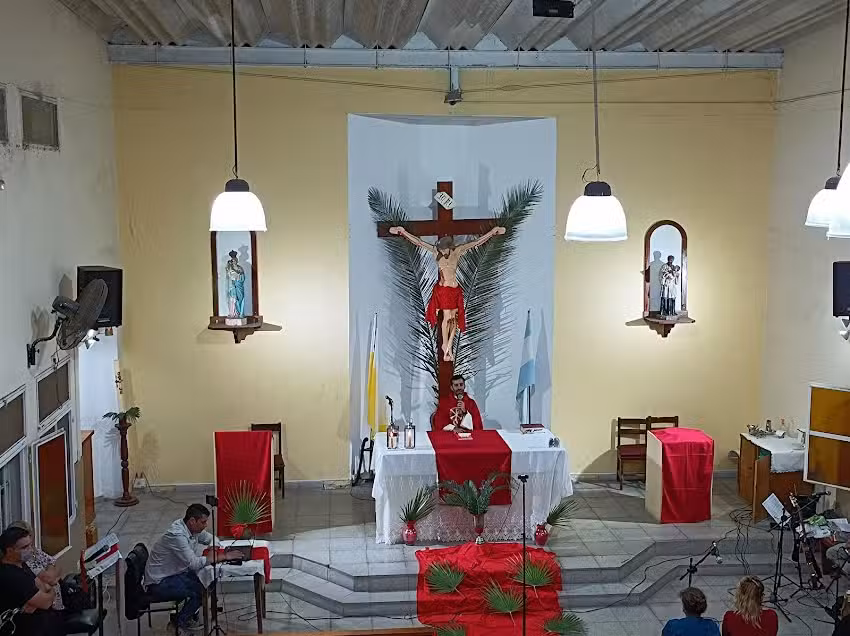 Parroquia Mar&iacute;a Madre de la Iglesia y San Cayetano