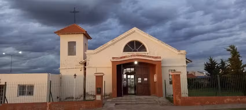 Parroquia Mar&iacute;a Sant&iacute;sima Reina de la Paz