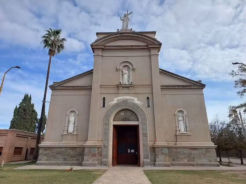Parroquia Ntra. Sra. de Monserrat