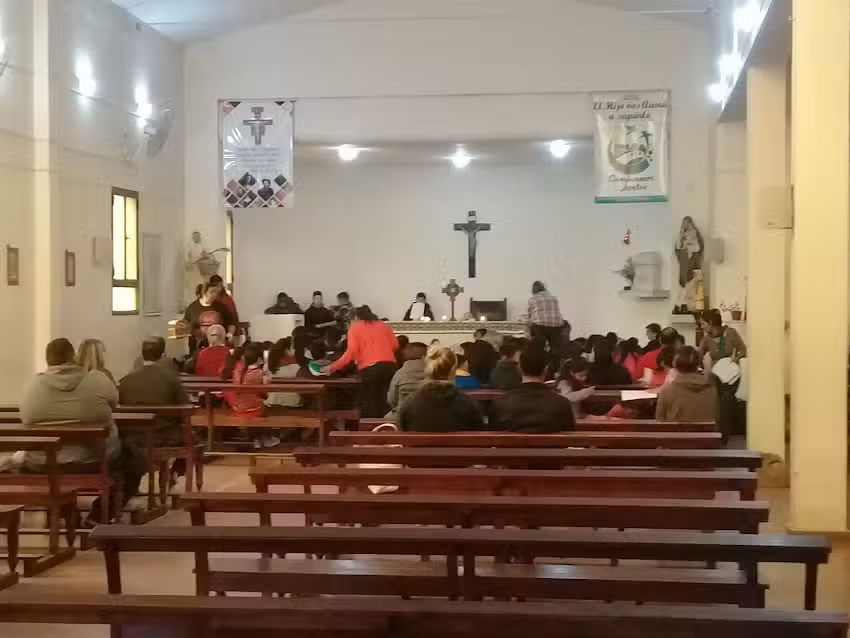 Parroquia Nuestra Se&ntilde;ora del Trabajo (Culto Catolica)