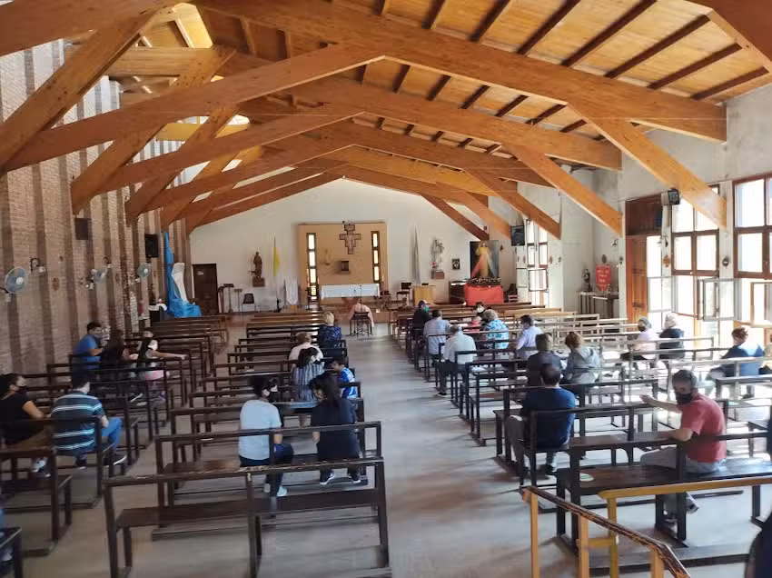 Parroquia Precios&iacute;sima Sangre