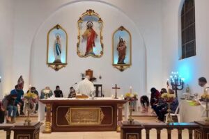 Parroquia Sagrado Coraz&oacute;n de Jes&uacute;s, Tres Esquinas (Cruz de Piedra -Maip&uacute; )